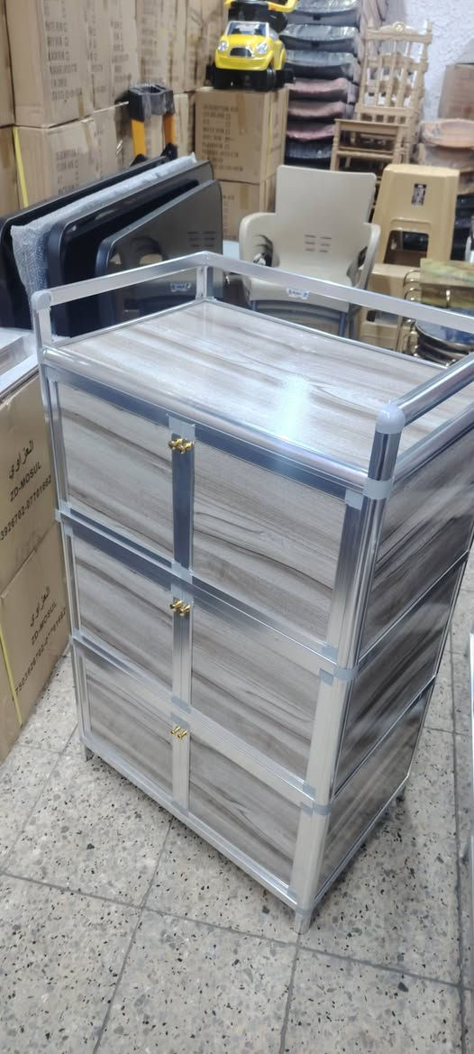 بس ب٥٥ الف دينار والتوصيل مجاني كافة انحاء العراق دولاب المنيوم متعدد الاستعمال شرط شغل درجه اولى براغي من اول رف الى اخر رف مع ضمان الجوده كلشي تكدر تستعملا بلمطبخ غرف النوم مكاتب محلات عيادات طبيه صالونات استخدام عام كلشي يرهم قياسو ٦٥ عرض ٤٥ عمق ١١٥ ارتفاع عنوانا موصل الساحل الايسر دركزليه قبل شارع المركز بثلاث محلات اذا انت جاي من اتجاه مجسر السويس بعد مطعم حسين الشيخ للاستفسار الاتصال على الرقم *********** *********** سنتر العزاوي لديكم لا خوف عليكم
