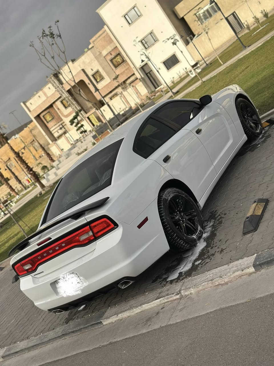 يالله

#ادوات_ادوات_ادوات 

جارجر 2014 

حاويه بدون كصه

جاهزه للاخير سياره ع وضع الشركه

مكينه ٣٦٠٠

كنديه السياره بدون حادث

كفاله من الكص والسرقه وعشائر

بيع فقط

السعر( $90 )

***********

العنوان البصره
