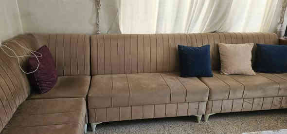 ديوان للبيع 
رقم الهاتف ***********
حمدانية قرة قوش
