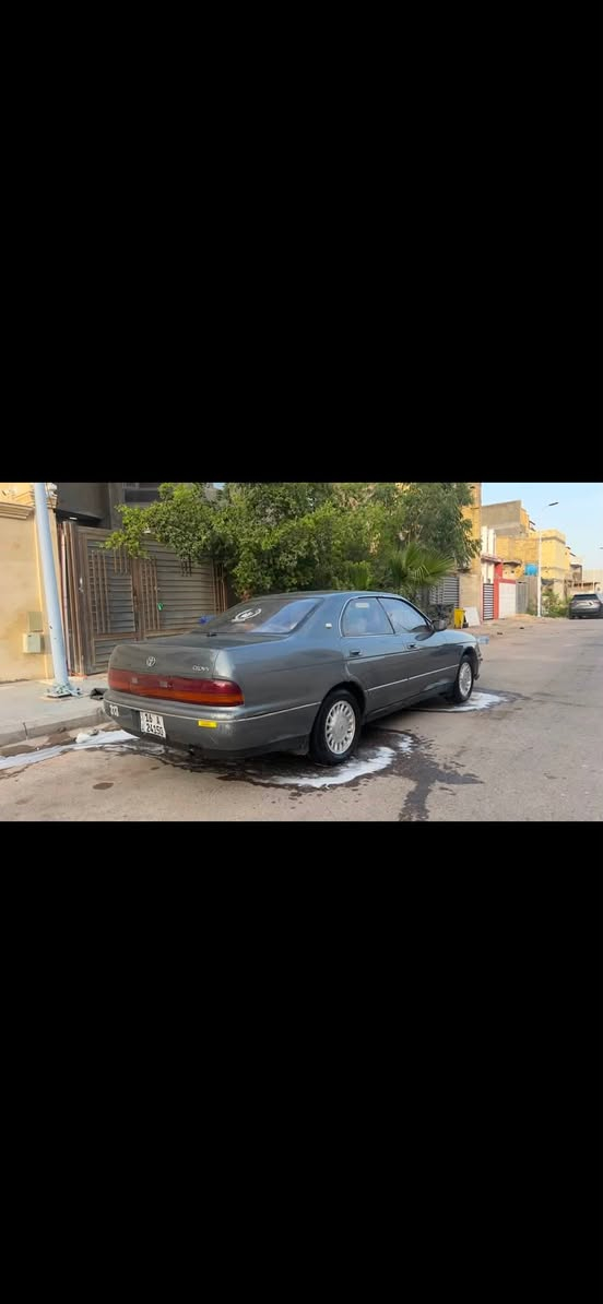 سلام عليكم بطه مديل 1992 للبيع سياره حلوه نضيفه بيها بدايه بكن السعر 40 مكان سياره بصره رقم ***********
