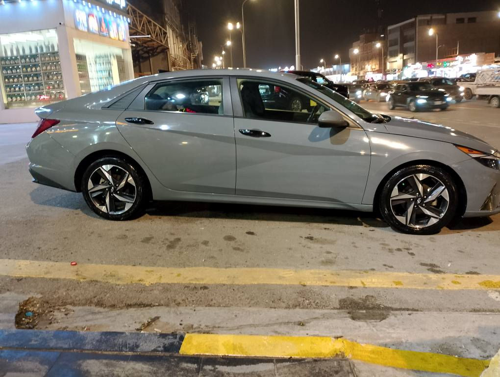 انتره مديل2023 واردمريكي حادثهه بس بنيد وامدكر بي صبق بلعراق كدام جديده ماشيه 40جديده سياره على وضع شريكه مكينه2000رقم بصره معوقين رقم تليفون ***********سعر150 البصرة, العراق
