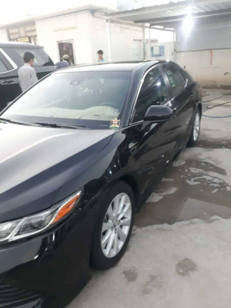 كامري LE
2019
الضرر بنيد وبارد جاملغ 
السعر 16500
***********
