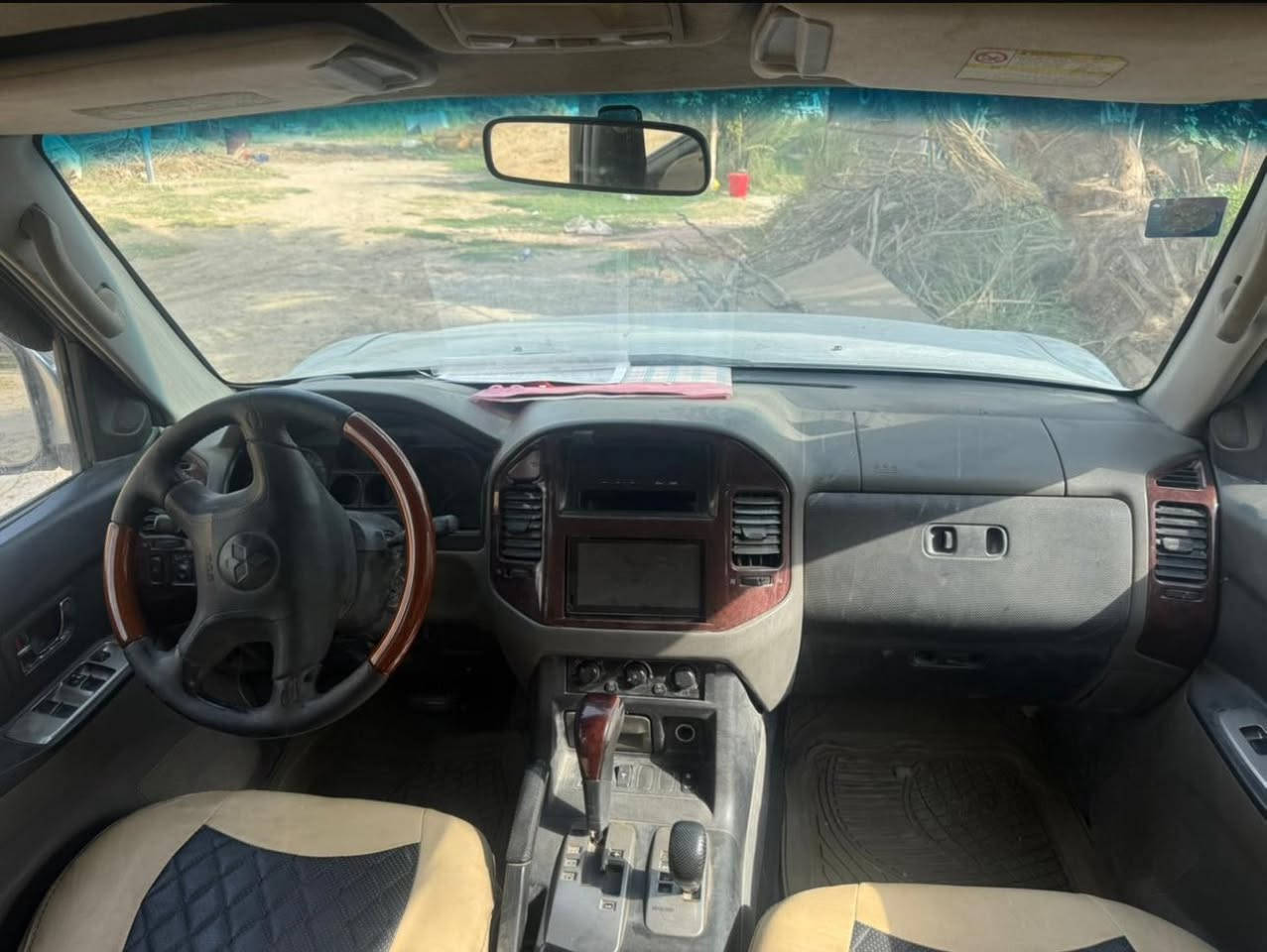 باجيرو 2005
محرك 3000 بدون تنقيص ولاتبخير
كير مكفول
صدر حالة جيدة 
كهرباء يات كلها شغاله 
3 قطع صبغ مثل ما موضح في السونار
باسمي تحويل ثاني يوم
رقم بغداد إنكليزي 
السعر 73 ورقة 
مكان بابل الحلة


**إذا كنت صاحب هذا الإعلان وتريد حذفه لأي سبب، رجاءا أرسل رسالة إلى الدعم الفني**