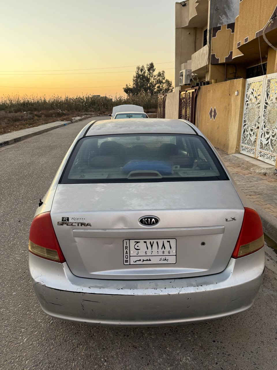 السلام عليكم اسبكترا موديل ٢٠٠٩ رقم بغداد گير مكينة٢٠٠٠ كفالة تبريد تدفئة بيها قطع صبغ بدون دواخل اتصل وبيك خير وتدلل ***********
