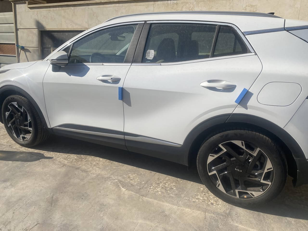 السلام عليكم كيا سبورتج 2025 ضمان شركة نيم مواصفات فول عدا البنوراما ماشيه 2800 كليو بحالة الزيرو وحتى دهن بعده مامبدل مواصفات تجي حتى الجنطة كهرباء رادار جانبي بلمرايه السعر 242 ورقه وبيها مجال بسيط للشراي مكاني بغداد شارع فلسطين للاتصال ***********
