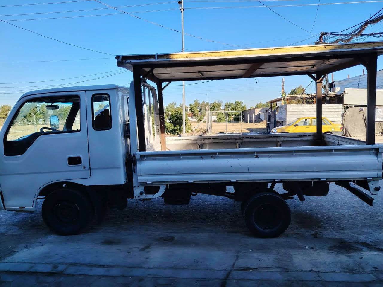 كيا للبيع

موديل :97
مكينه / حداديه / كير جديدات
رقم شاصي واضح
رقم انكليزي جديد مشروع وطني
مكان السياره نجف
السعر :53 وبيها مجال بسيط
الرقم ***********
