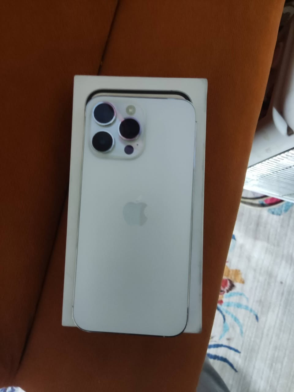 السلام عليكم
ايفون 14 برو ماكس 
ذاكره 128 لون ابيض 
الجهاز جديد مستخدم قليل بطاريته 100 
مكفول من اي خلل وين ميعجبك افحص مكاني بغداد نهاية حي اور 
فقط بيع مااراوس 
سعره 725 وبي مجال بسيط 
***********
