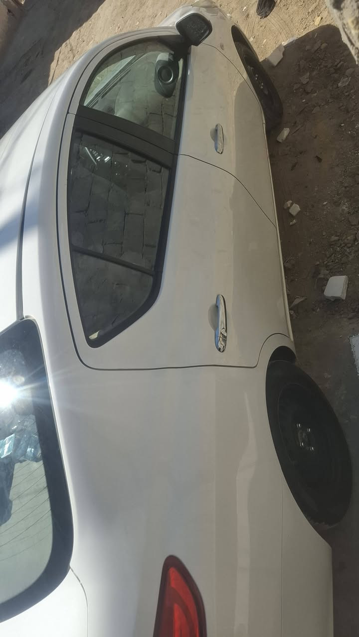 نيسان صني 2021 سيارة بسمي رقم اربيل
حادثها شبر جاملغ امامي وشبر من البنيد وقبق الجنطة بي طخة بسيطة سعرها 110 
سيارة كاملة من كلشي كير مكينة تبريد حدادية تخم تاير كلها جديد وجاهزة
رقمي ***********
عنواني الحلة
