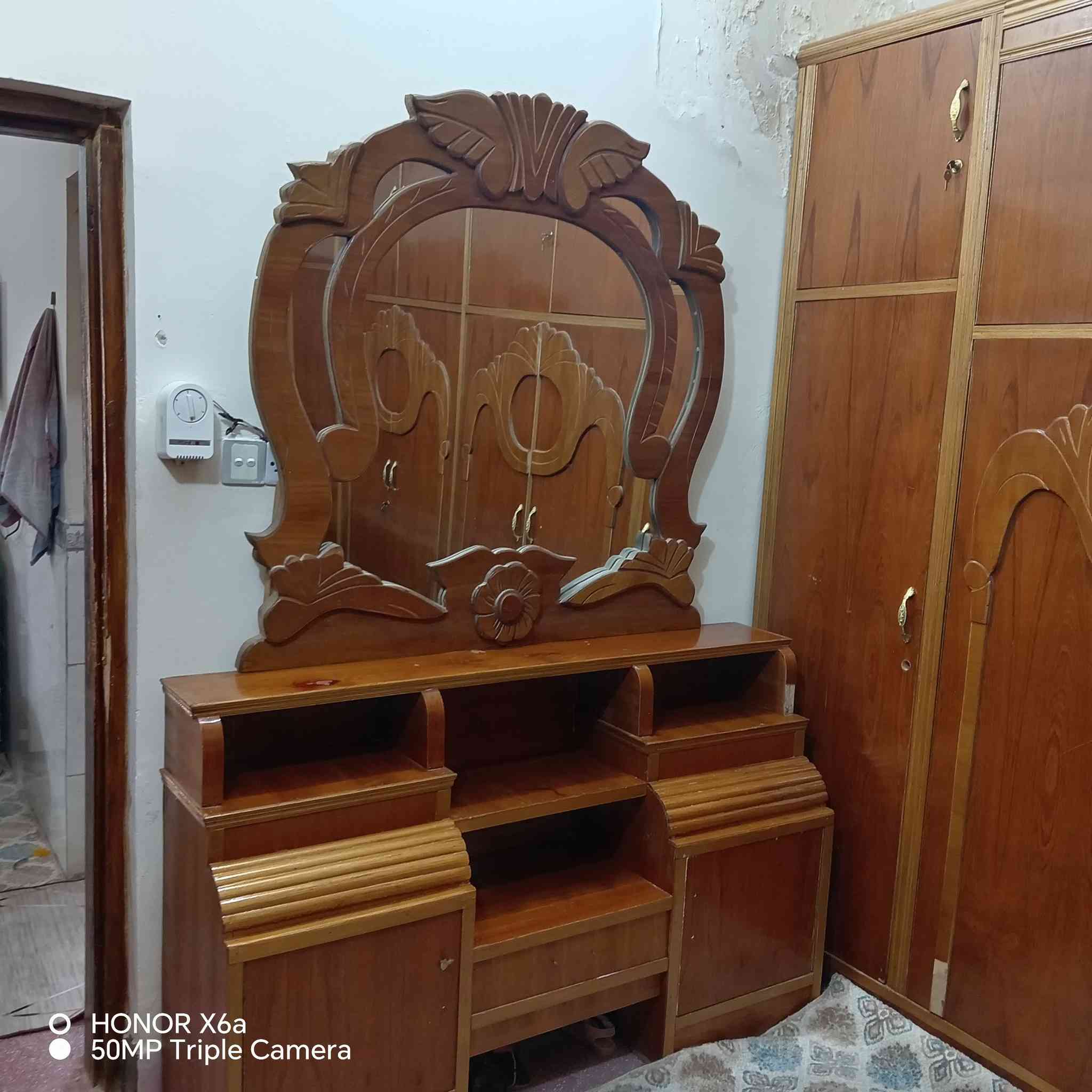 خشاب للبيع صاج درجه أولئك مستعمل بس نضيف حيل الإستفسار ***********
