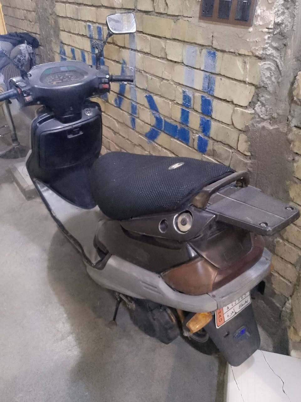 دراجة 100 ياباني بسعر مناسب للاستفسار ***********
