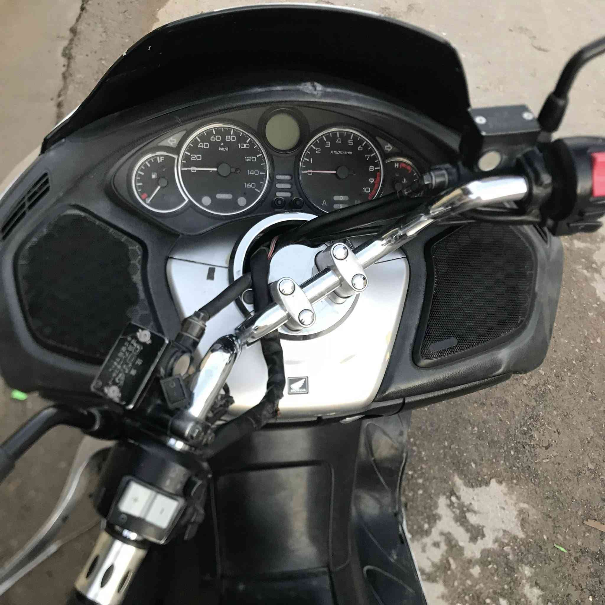 للبيع 09 بغداد البلديات سعر 750 الف  بيهه مجال *********** متوفر اتصال وواتساب
