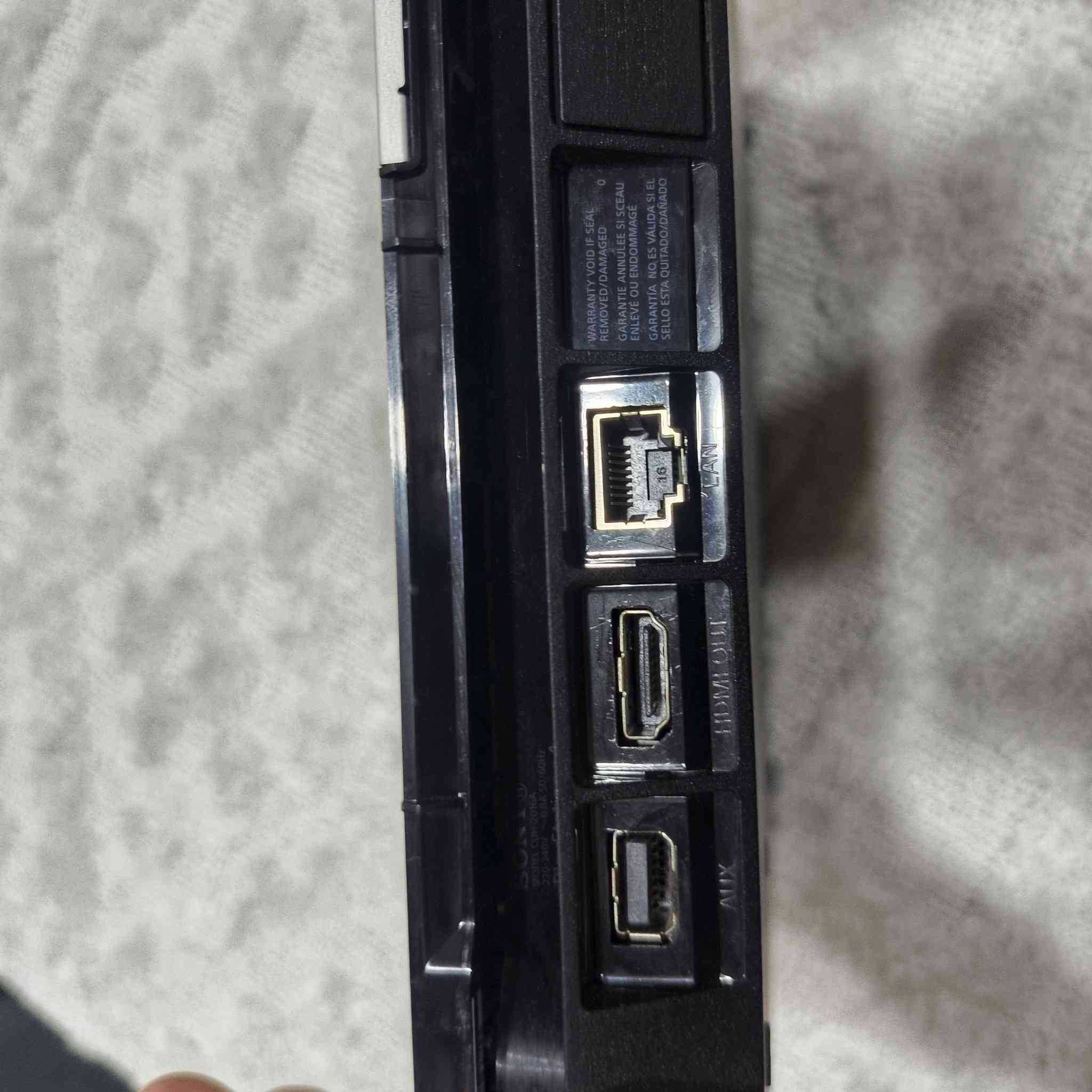 سلام عليكم
بلي 4 مهكر سلم 

كامل ملحقات 

ثنين جوستكات

وشرط تاخذه ورا ما تفحض
 
وشرط ونضافه ٪100

وبي برنامج تحمل العاب منو مجاني  

سعر 320 وبي مجال بسيط 

مكاني موصل سهل نينوى برطله

ماموجود عل نت 

اتصل علا رقم 
***********
