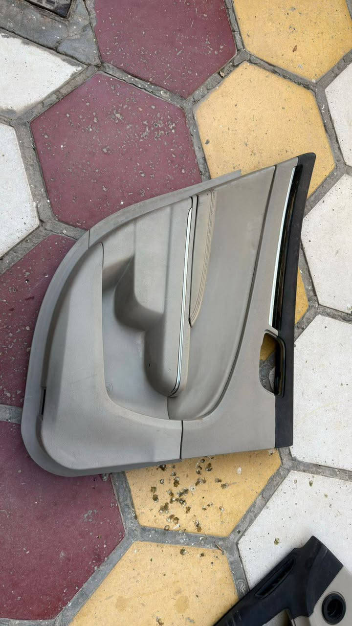 السلام عليكم
دواخل أوباما نظيفة سعر مالات السايق والصدر على 20
 ومالات الورة على 25

***********

***********
