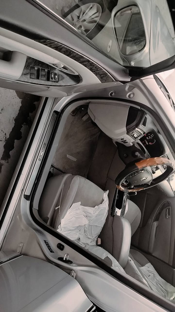 السلام عليكم اخوان سياره شاهينه ادوات كصه جنطه مديل 2007بصمه رصاصي بكاني بصره سعره 37 
سياره جاهزه من كلشي ***********
