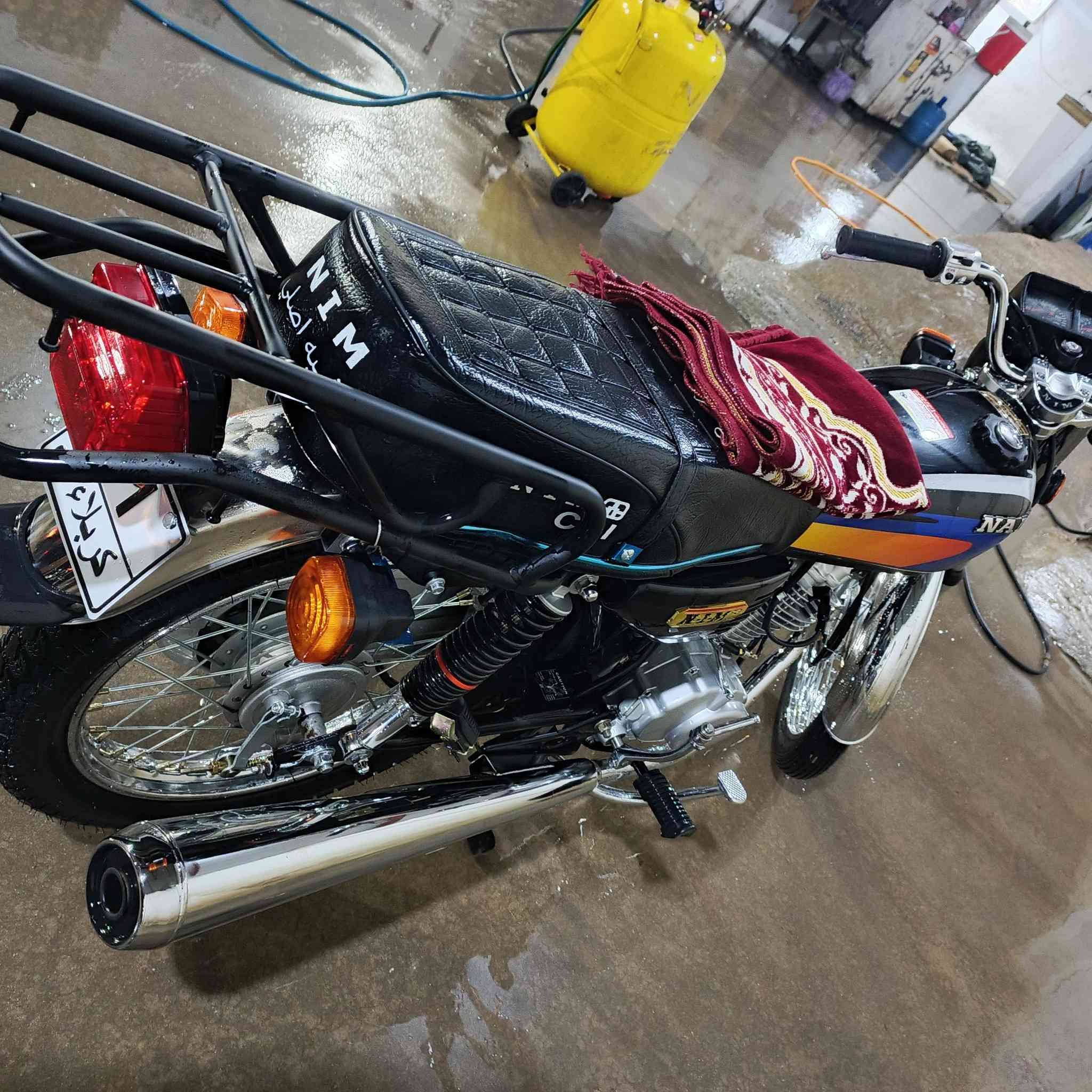 دراجه للبيع امتياز اوراق سكنر دراجه نظيفه مال صالها هواي من ماخذيها السعر 650 بيها مجل قليل مكان كربلاء شارع سيد اسماعيل الرقم ***********
