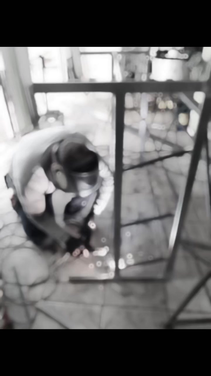 تحتاجون حدّاد داخل بسماية؟
حدادة متكاملة بكل أنواع الشغل
شغل متين ✨ قياس دقيق ✨ تسليم بالوقت
نشتغل حسب الطلب وبأسعار تناسب الكل
داخل بسماية وخارجها للرقم ***********
حدادة الرحمنَ بسماية
