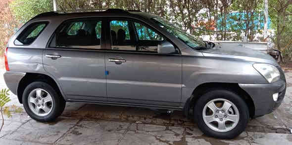 سلام عليكم كياء سبورتج موديل 2008 خلجي رقم بغداد دولي بسمي مكفوله من صبغ وبارد مكان سياره بغداد رقم الهاتف *********** سعر 110
