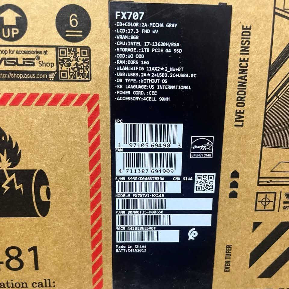 ‏💻 Laptop for Sale – ASUS TUF Gaming F17
‏🔹 Brand: ASUS
‏🔹 Series: TUF Gaming
‏🔹 Model: F17
⚙️ المواصفات:
‏Processor: Intel Core i7-13620H (جيل 13 – أداء قوي جداً)
‏RAM: 16GB DDR5
‏Screen: 17.3” Full HD
‏Graphics: NVIDIA GeForce GPU 4070 (كرت شاشة منفصل – مناسب للألعاب)
STORAGE - 1TB PCIe® 4.0 NVMe™ M.2 SSD
‏Cooling System: TUF Advanced Cooling (مراوح مزدوجة)
‏Modes: Silent / Performance / Turbo
🚀 الأداء:
ممتاز للألعاب الحديثة
قوي في التصميم والمونتاج والبرمجة
تشغيل سلس بدون تهنيج
📦 الحالة:
الجهاز بحالة ممتازة
استخدام نظيف جميع الوظائف تعمل بكفاءة 
مع ماوس وماوس باد وكيبورد rgb
💰 السعر: 1.350.000 قابل للتفاوض
📍 المكان: — بغداد
📞 للتواصل: — ***********
