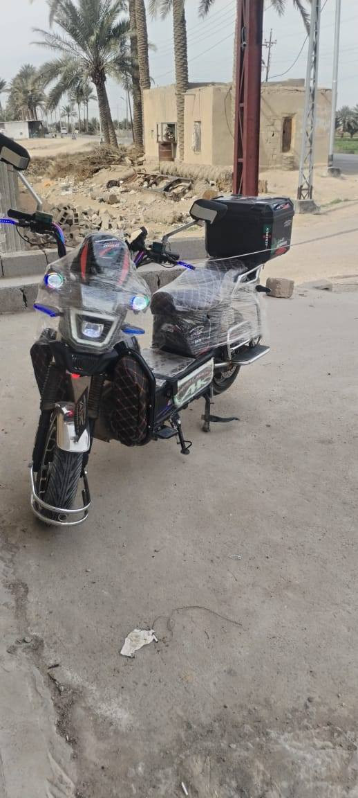 السلام عليكم
- ماطور جبلي الأخوين 2026 كلش نضيف استخدام شهر فقط. 

- (6) بطاريات يقرن 11 او 11 ونص. 

- الماطور ما متعوب ولا مستخدم هواي، استخدامي فقط اروح للدوام وارجع. 

- وياا الجادر مالته والخوذه هم انطيهن وياا. 

- بصمتين وسويجات اثنين والماطور مابي نقص حبايه
الكهربائيات كلهن شغاله. 

- الماطور اخذته ب 950 نقد صار شهر او اكثر من شهر 
بس اتوازيت على فلوس وانجبرت ابيعه. 

- السعر 800 وللشراي توجيب بسيط. 

للأستفسار الاتصال على هذا الرقم(***********)

للأستفسار المراسلة واتساب (***********)
