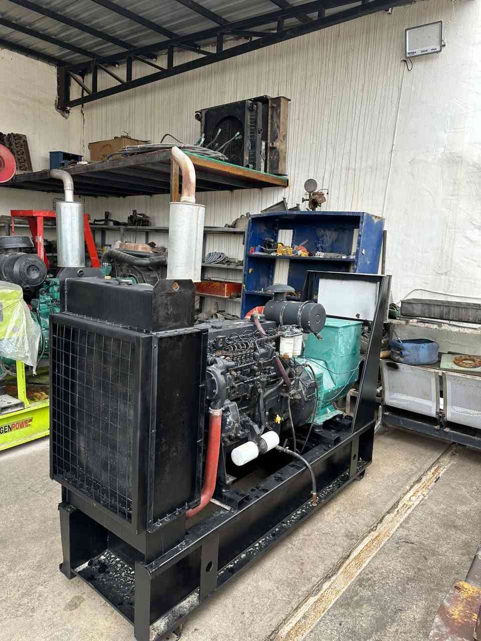 بيركنس ٦ سلندر بةم نوفل جاهز بس سلندر كسر ثلج بس شرط تولد 80kv مكان ارببل صناعة جنوبية رقم واتس اب ***********
