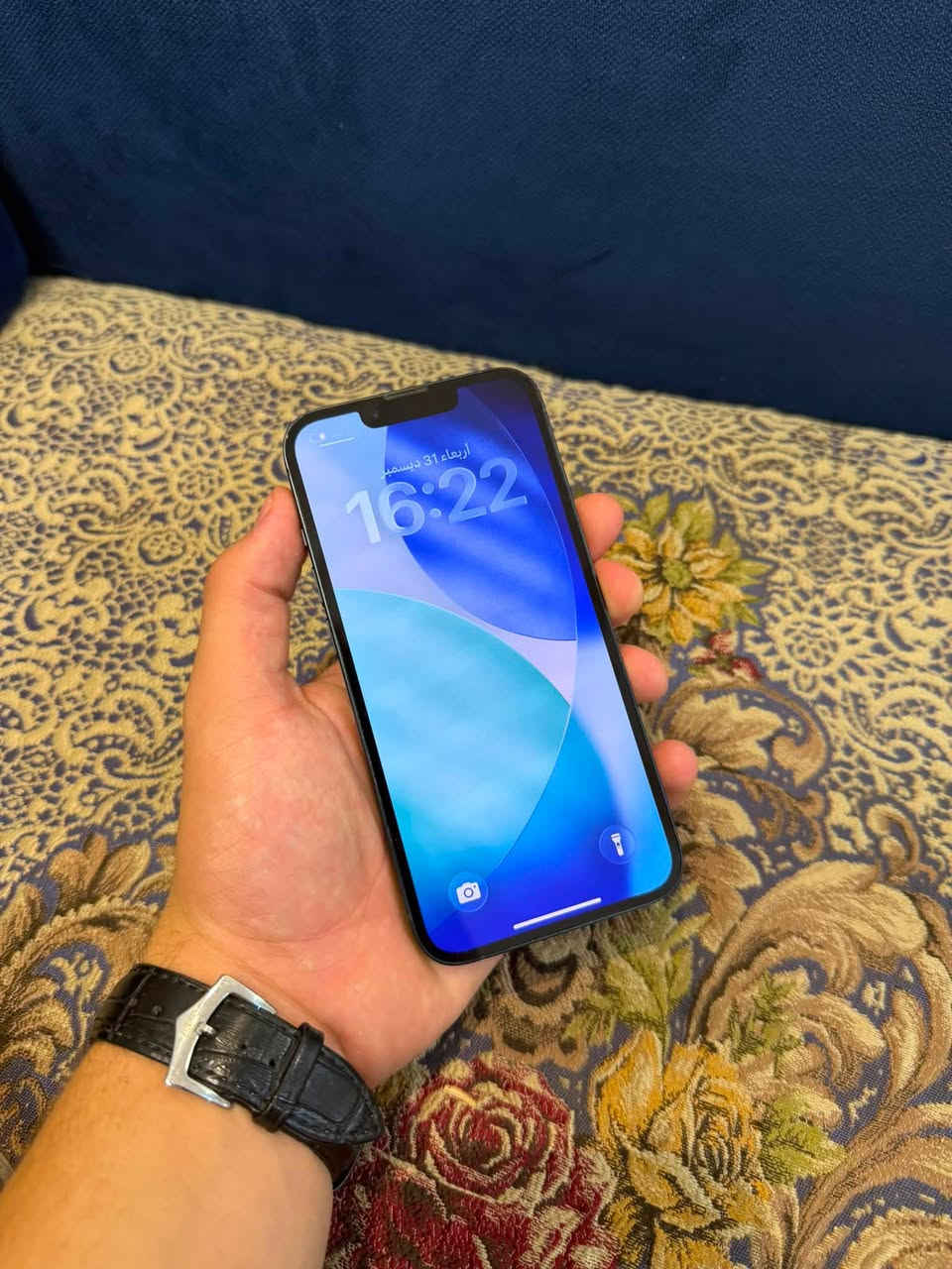 ايفون 13 عادي 
ذاكره 128 
بطاريه 91
دبل خط 2️⃣
جهاز بلادي وتر ضمان 10 ايام 
السعر 430 🔥مع هديه كفر ولاسق مجاني 
هاتف ***********
*********** زيد الكبيسي
