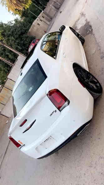 السلام عليكم
كرايسلر  اوباما 300S                  (وكاله هارلم السياره )
الموديل :  2023 . (خليجي) . 
العداد :   40 الف كيلو 
المحرك : V6 . 3.6L .   
الضمان : 3 سنوات او 60 الف كيلو متر . 
(السياره مكفوله من الصبغ و التبديل  )
بيها تعديل pdr سحب  بسيط بباب السائق 
رقم بغداد بأسمي  
المواصفات :   
ردار امامي 
ردار جانبي 
* پانوراما  
* نقطة عمياء . 
* مصابيح امامية زنون دوارة 
* شاشه كبيرة مع نظام ملاحة نفكيشن GPS .
* سستم صوت الپاين .
* ذاكرة لحفظ وضعيات الجلوس (ميموري) . 
* مقاعد أمامية تبريد وتدفئة . 
* مقاعد خلفية تدفئة . 
* تشغيل عن بعد 
* ستيرن كهربائي . 
* تدفئة ستيرن .  
* دخول ذكي (بصمة) . 
للاستفسار اكثر
الاتصال : 
*********** 
السعر 378 وبيها مجال بسيط كلش 
مكانها بغداد قرب جسر الصرافية
