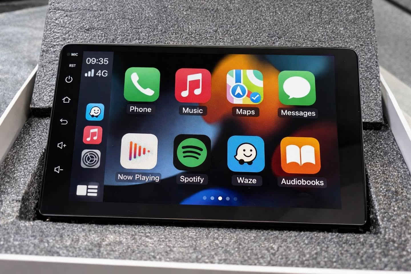 🚗🔥 شاشة سيارة سمارت – تصميم عصري وأداء احترافي

✨ خلي سيارتك تصير أذكى وأجمل بشاشة حديثة تدعم أحدث الأنظمة

📱 تدعم Apple CarPlay
🤖 تدعم Android Auto
📡 اتصال 4G + WiFi
🗺️ خرائط Google + Waze مباشر
🎵 Spotify – يوتيوب – تشغيل جميع التطبيقات
📞 مكالمات بلوتوث صوت نقي
🎤 أوامر صوتية
🎥 تدعم كاميرا خلفية وأمامية
⚡ شاشة لمس سريعة جداً واستجابة عالية
🖥️ دقة عرض HD بألوان واضحة ومشبعة

💎 تصميم نحيف بإطار أسود أنيق يناسب أغلب السيارات
🔧 تركيب احترافي وضبط كامل داخل المحل

🔥 متوفرة الآن وبسعر منافس
📩 للحجز والاستفسار راسل الصفحة مباشرة

#شاشات_سيارات
#CarPlay
#AndroidAuto
#تطوير_سيارتك
#أنظمة_ملاحة


**إذا كنت صاحب هذا الإعلان وتريد حذفه لأي سبب، رجاءا أرسل رسالة إلى الدعم الفني**