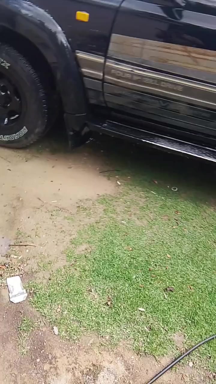 لاندكروز للبيع موديل 2000
رقم بصره الماني تحويل ثاني يوم 
سنويه عاج ل28
مكينه وكير جدد 
كهربائيات شغاله
شاصي مكفول 
السعر 60وبيه مجال 
مكلف بالنشر 
رقم صاحب السيارة 
***********
