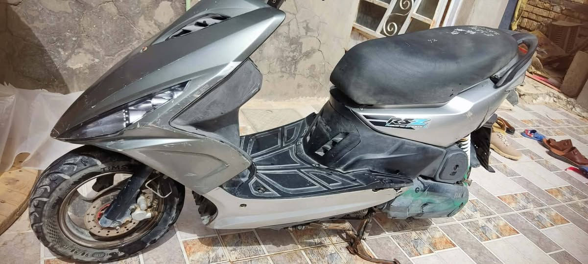 دراجه ماكس مضلع للبيع نضيفه ما مفتوحه.. مكينه مكفوله..
*********** لتواصل
