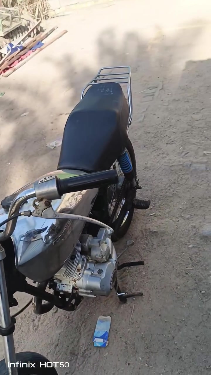 سلام عليكم شباب دراجه للبيع سعر 350وبيه مجال كلك كلك كلك


**إذا كنت صاحب هذا الإعلان وتريد حذفه لأي سبب، رجاءا أرسل رسالة إلى الدعم الفني**
