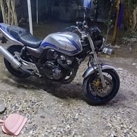 دراجة هوندا سي بي فور • سي بي فو 400 • هوندا CB400 • دراجة رياضية • مو...