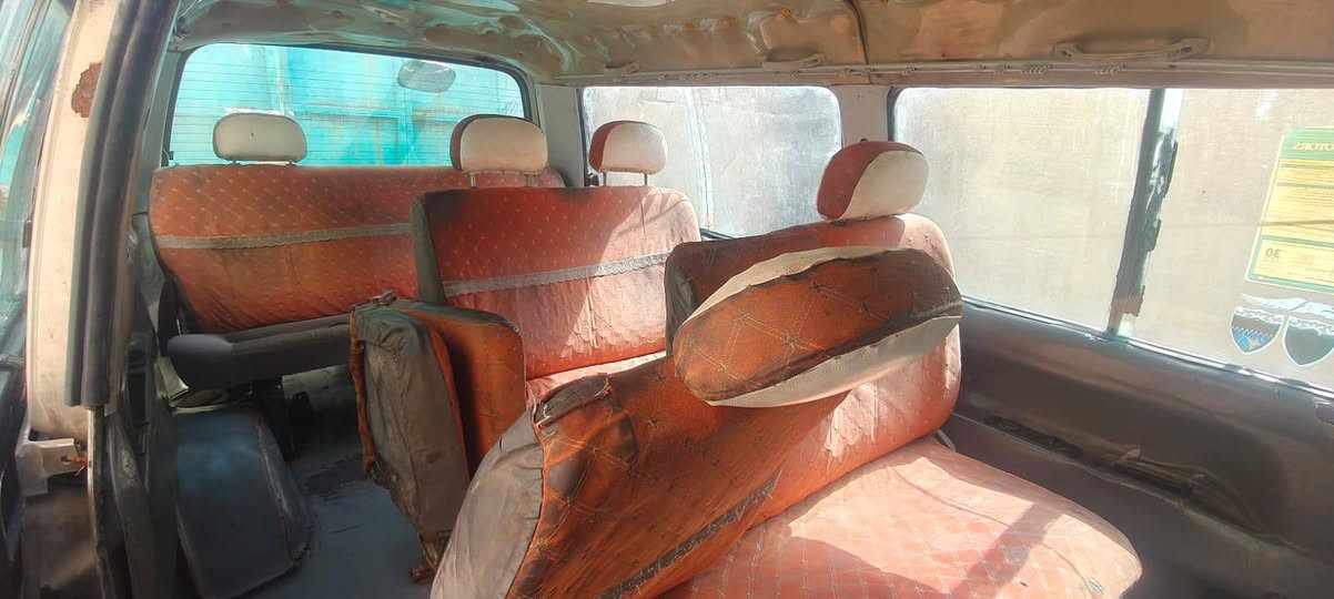 كيه بريجو مديل ٢٠٠٢ سيارة مصفره سنويه ل٢٧ تخم داير تبريد شغال بيهه معجون بل دواير يعني تاخذ كامل رقم بصره سعر ٥٠ هاذ رقمي ***********
