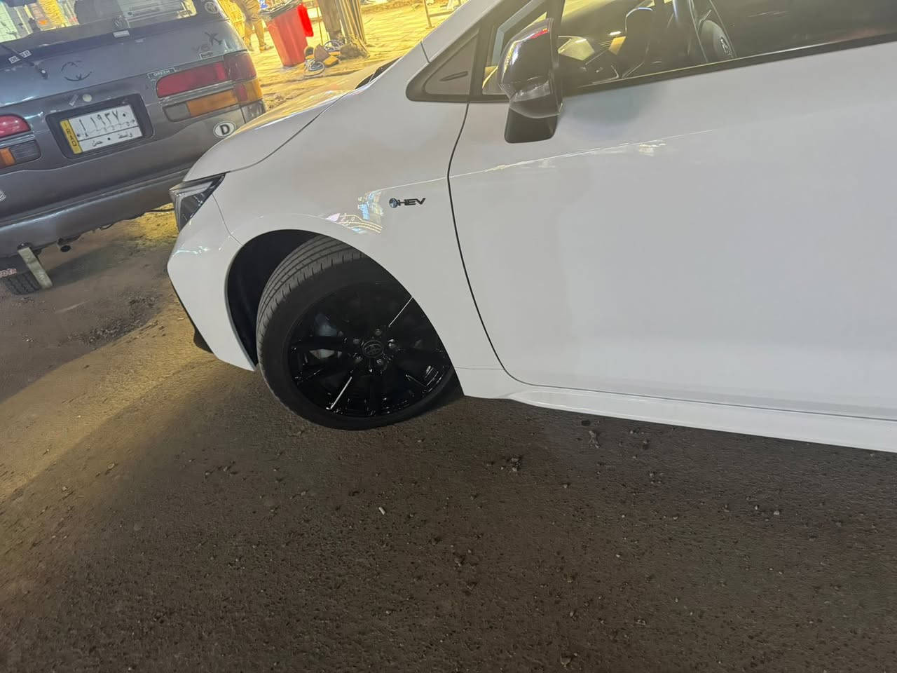 السلام عليكم كورلا2025الشكل الامريكي S للبيع السياره فول مواصفات بصمه فتحه سقف تبريد قطعتين شاشه دجتل  نظام هايبرد السياره مكفوله كير ومحرك ومنظومه هايبرد 
السياره زيروو كلش نظيفه
ماشيه 4000  السعر 165 مكاني بغداد الرقم ***********
