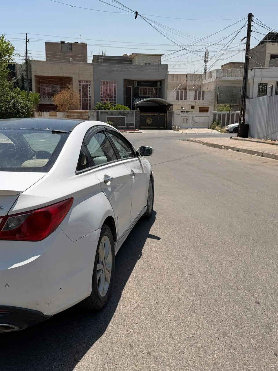 سوناتا 2012 رقم بغداد الجديد
محرك كير نضيف صدر تمام
تحويل ثاني يوم بأسمي

بيها صبغ ٥ قطع اثر طخات خفيقة
موجود السونار
بدون تبديل اي قطعة

سعر السيارة ٨٧ ورقة بيها مجال بسيط

مكان بغداد السيدية

***********
