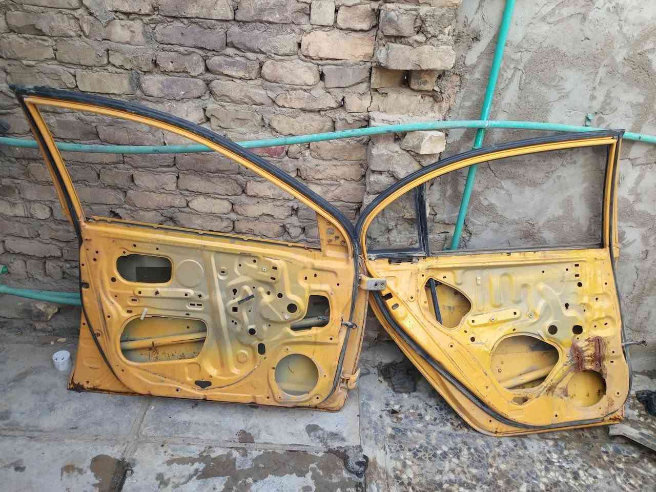 بيبان ايفان 620 جهت السايق معمرات للبيع،،***********
