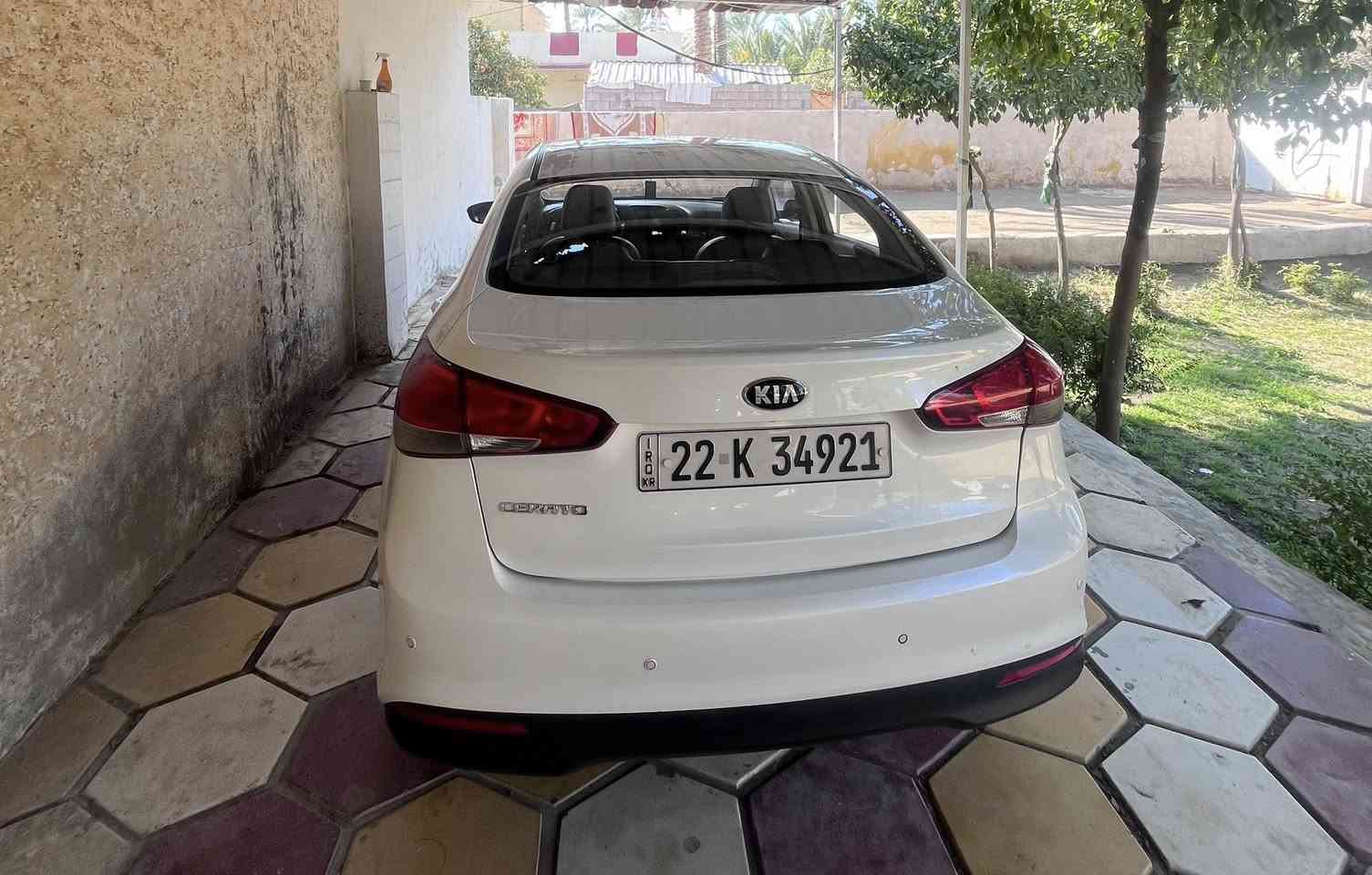 سلام عليكم سيراتو البيع 
موديل2017مكفوله كفاله عامه
محرك 1600ع شركه 
رقم أربيل جديد 
موصفات 
حساسات
شاشه تحكم ستيرن 
أشاير بل مري 
جديده سياره احله من صوره 
ماشيه 95الف وقابل الزياده  
مدوشمه بل كامل سياره ربع ما تصرف عليه 
سعر 147وبيه مجال بسيط 
اتصال ***********
