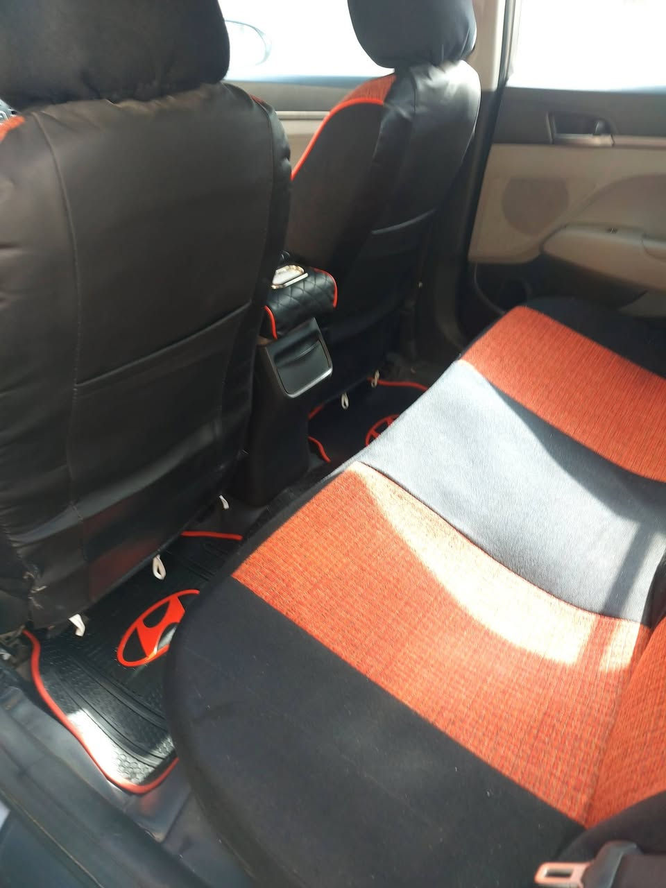 السلام عليكم ...النترا وارد أمريكي حادثها بسيط شطح بين باب  السايق والباب المجاور اله ماشيه ٦٣ محرك دوش ٢٠٠٠حقيقي كير ومحرك مكفولات  الابر باك طاك وراجع سستم بالإمارات مافيها تبديل اي قطعه بس هنا عندي الدعاميات الخلفيه والاماميه شخطن وصبغتهم من جديد رقم اربيل باسمي تريد وكاله تريد تحويل حاضر الهزة جديدة  نهايه الشهر الثامن 2026 تخلص رايدها ١٢٠ وبيها مجال مكاني بغداد ***********
