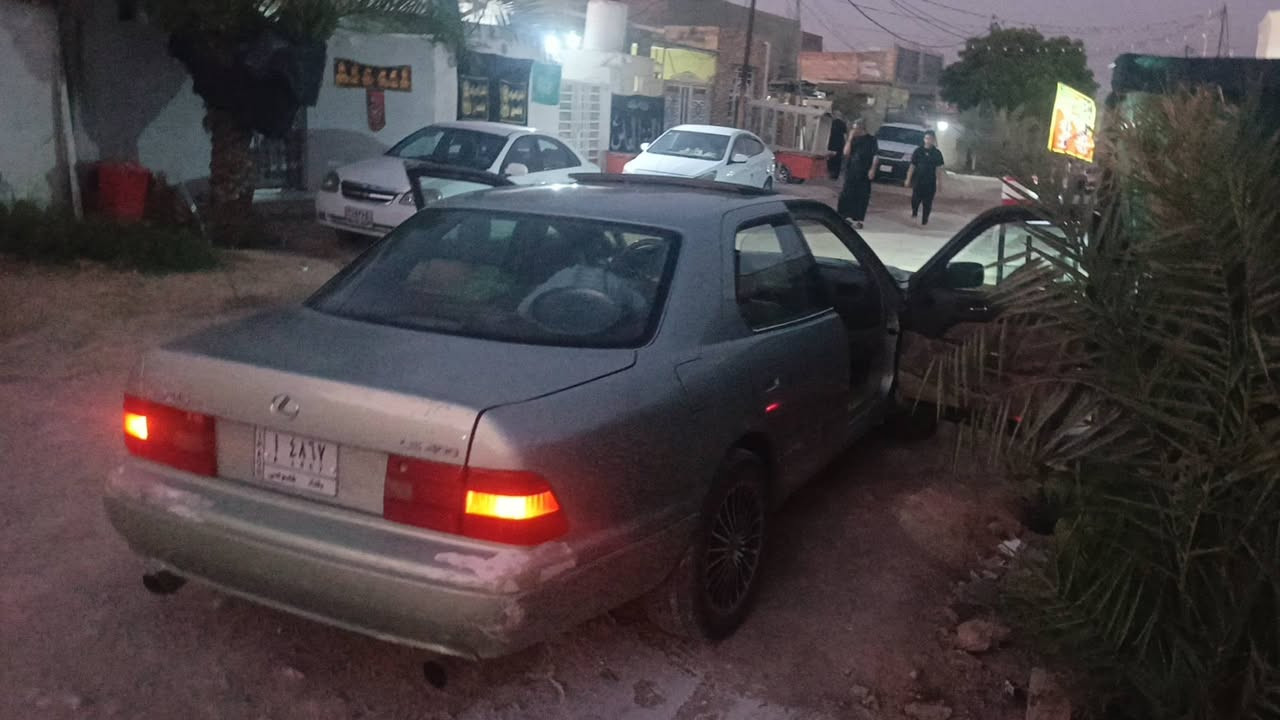 يالله
 اللهم صلي على محمد وآل محمد 
لكزز ls400موديل 1998وارد خليجي يسره بلاد فول مواصفات السيارة يجي محركها بلاد ثمانية سلندر بس السيارة مكينه وكير محور راس الثور vvt فيشة وبطل الاسود المكينه بيها صوة براص خفيف بس الصبح كير مابيه شي تبريد شغال الحدادية نظافتها 60بالميه رقمها بغداد الماني مشروع وطني رباعي  سنوية ساقطة قبل اسبوع 
راعيها بالبصرة يريد تحويل 
السعر 55وبيها مجال الشراي بي خير ويدلل 
مكان السيارة: النجف /الكوفة /حي ميسان 
هذا رقمي *********** متوفر واتساب
