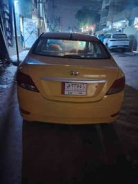 سلام عيكم هونداي اكسنت مديل 15وارد امريكي سياره حلوه كبل الشارع ضربته ...