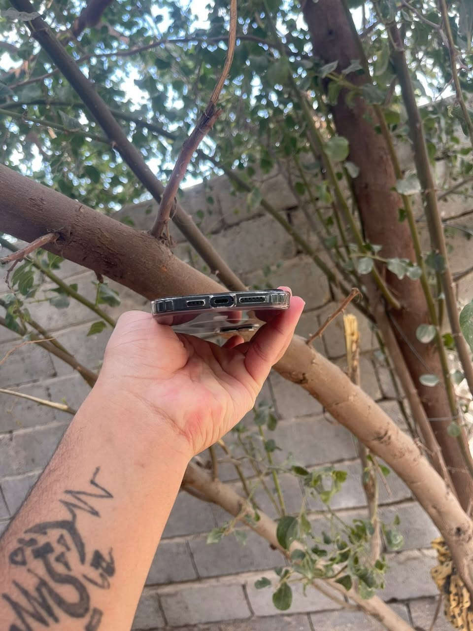 السلام عليكم متاح ايفون 12 برو ماكس  ذاكره ٢٥٦ بطاريه ١٠٠

تليفون مبدل شاشه وبطاريه من احسن واجود نوعيه بسوك 

فيس ايدي واكف 

تليفون امنة الله نضيف جدا أصلا ممبين مبدل بي شي

سعره  ٣٠٠ بي مجال قليل رقمي ***********
 مكاني بابل نادر
