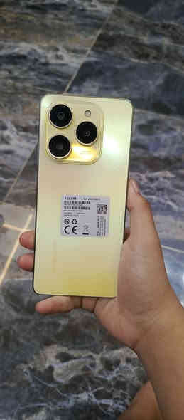 تكنو البيع 20برو للبيعTECNOSPARKpro
بطارية 5000
رام8
ذكرتة 256
سعرة 220الف بي مجال
رقم الهاتف ***********
مراوس وي11برو ماكس 
وي كارتون شاحنة سماعات 
صار سبع7ايام من اشترتة
