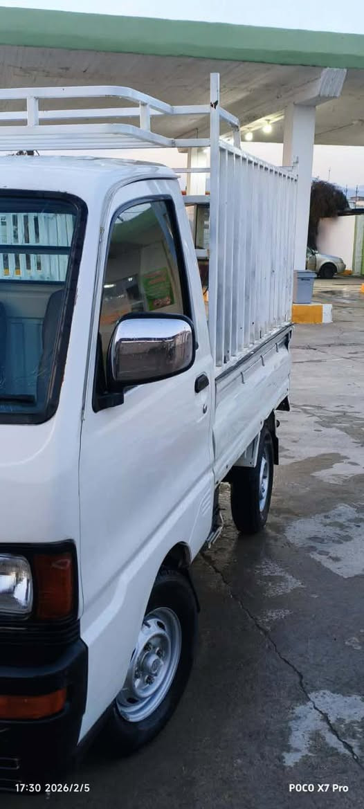 ئەونازدارە بۆفرۆشتن گیرومەکینە مستەربۆشی مۆدیل ١٩٩٧سوکان عەکس تۆماتیك بەشەرتی گیڕومەکینە ١٦٠هەزارڕۆیشتووە کامل کارە بای بەشە رت*********** تەبریت ساردوگەرم
سیحریش ٤٥مەحامەلە شوین حاجیاوا
