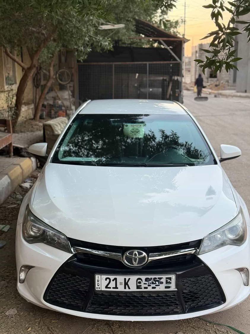 سلام عليكم 
تايوتا كامري 
موديل؛2017
المواصفات:se
الضرر: كلين تايتل 
السياره بسمي وكاله تحول اني حاضر 
السعر 190 وبيها مجال 
الهاتف:***********
