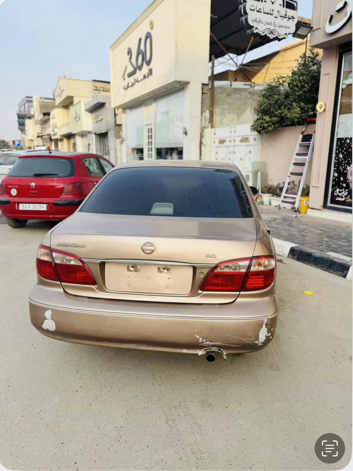 سلام عليكم ورحمة الله وبركاته 
نيسان مكزمه 
مديل /2008 
السياره مزاد وزاره الداخلية 
بيها كتّاب ومعامله الترقيم موجوده 
يعني اتروح تدفع رسوم وترقم 
السياره جديد حداديه تخم تاير ويل كب 
دوشمه كله جديد مال جني 
مكينه كير جديد سياره فوللللل لون موميز 
الاستفسار ***********
