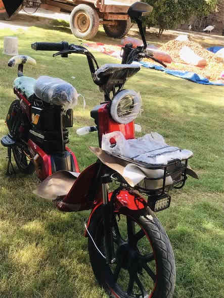 400‏.            ***********
