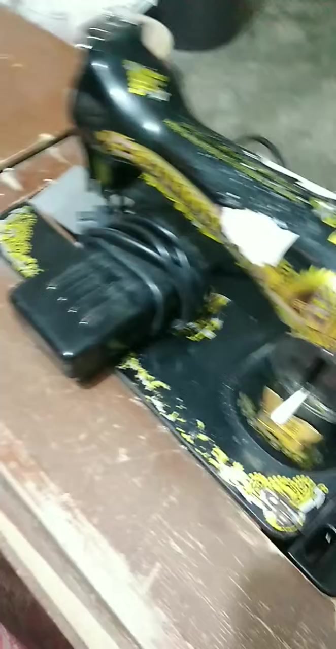 مكينه خياطه للبيع للجميع


**إذا كنت صاحب هذا الإعلان وتريد حذفه لأي سبب، رجاءا أرسل رسالة إلى الدعم الفني**