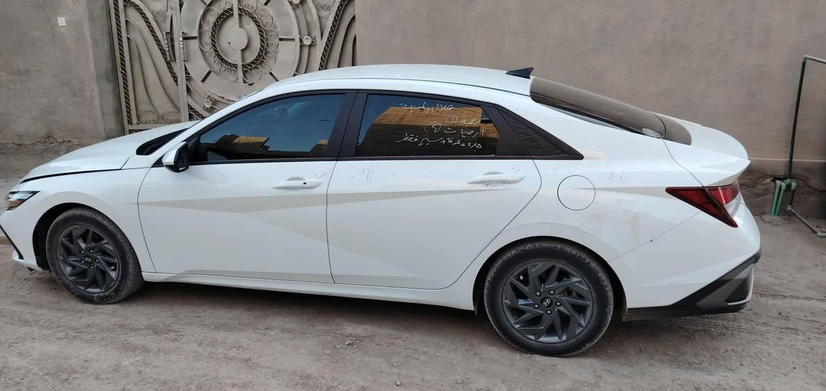 24للبيع فول عدا الفتحه ***********
