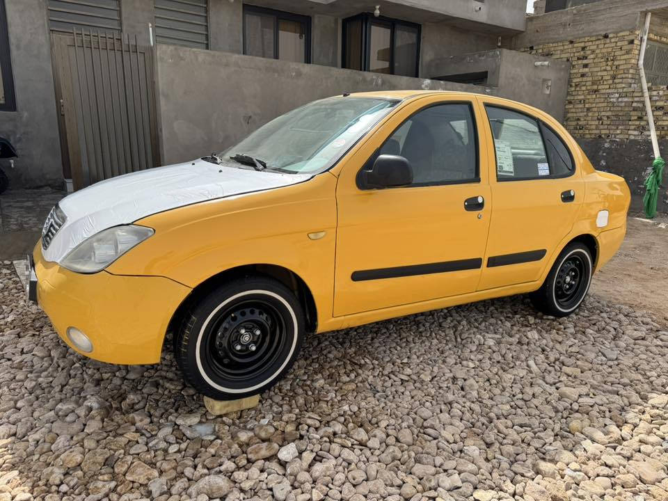 سلام عليكم 🥇📍 
طيبه 2015 رقم بغداد الجديد هيئه وغرامات مصفره كير مكينه نظاف تخم تاير وتخم ويل جديد شاشه اصليه بيها سياره بدون حادث وبدون معجون بس بيها مكانات صبغ اثر جراد وصور سياره عدي قبل لااصبغ لقطع سياره جاهزه وحلوه نقصها عينه وصينه بس حماوه صفر مابيها أي حماوه السياره معروضه ب 40 وبيها مجال مكاني بابل حي الجزائر ***********
