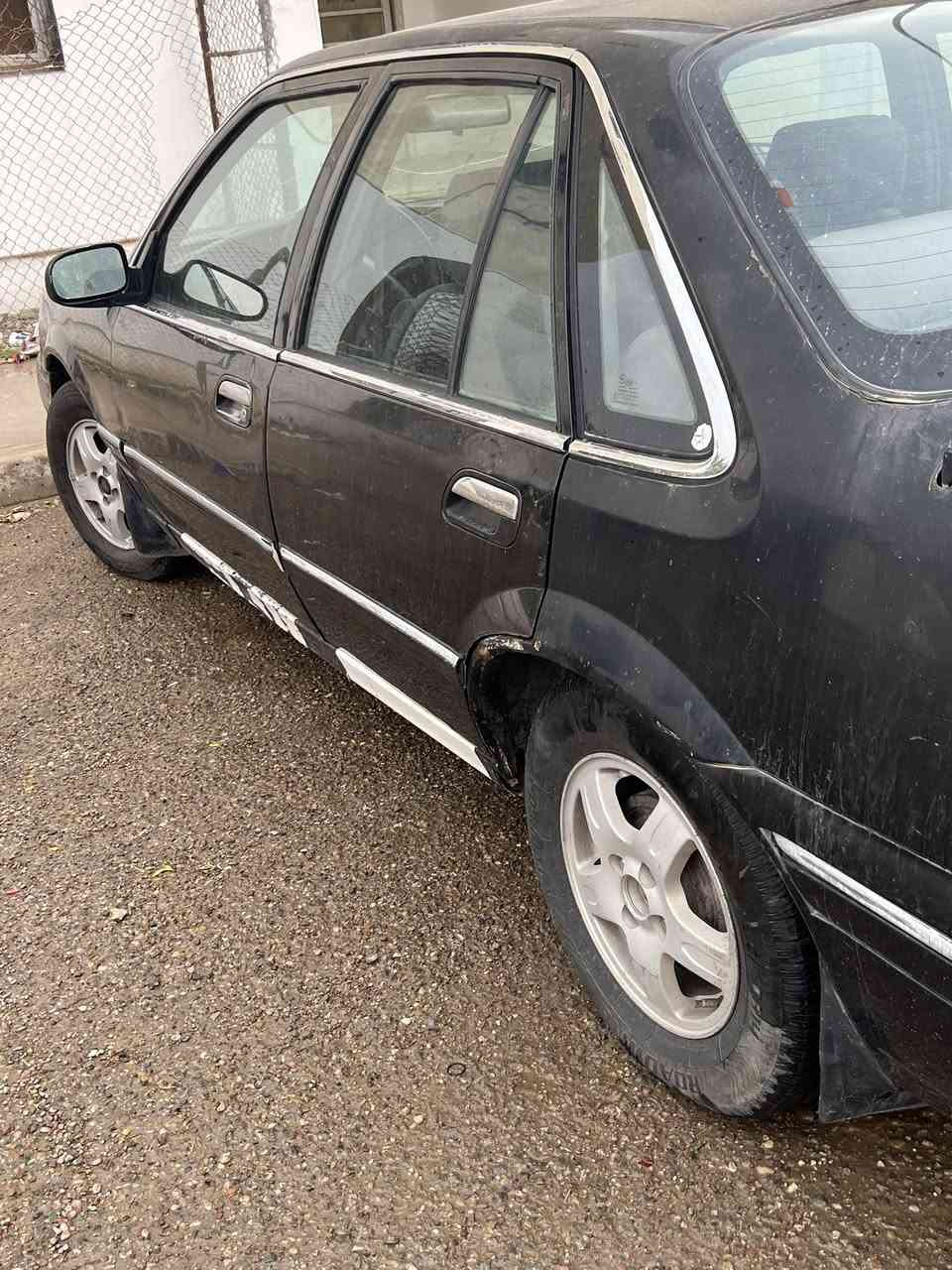 دايو فراشة موديل 1996
محرك مسكر كير اوتماتيك كهربائية كله شغاله 
سيارة نظيفه رقم بغداد سنوية ساقطه بشرط التحويل 
***********📞
