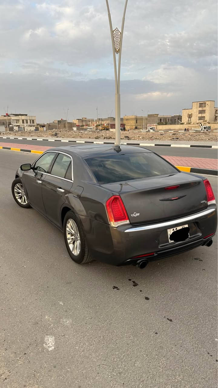 اوباما للبيع موديل ١٧ معلاية ١٨
سنوية بأسمي رقم بغداد
فول مواصفات السيارة للاخير 
رادار امامي وخلفي
نقاط عمياء 
حساس الخروج عن المسار
كشنات جلد تدفئة وتبريد خزن ميموري بالكشن
ستيرن تدفئة 
تو ويل اصل
ويل مكسيكي
تخم تاير جديد
حادث السيارة بابين بجهة اليمين مبدلات فقط بدون صبغ بدون اي شي شواصي لغود تكم كفالة 
محرك وكير كفالة
السعر 180$ وبيها مجال مكان السيارة بصرة - الزبير
غير متواجد على الفيس *********** الزبير, البصرة
